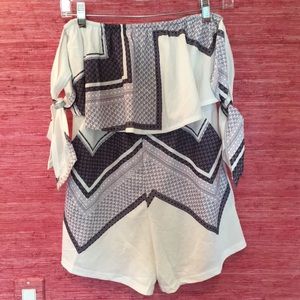 white patterned romper (with pockets)